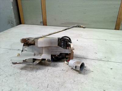 TOYOTA COROLLA AE/EE 92.05-97.04 Bal első ajtó zárszerkezet központi záras