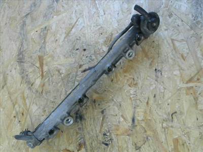 TOYOTA COROLLA AE/EE 92.05-97.04 Injektor befecskendező híd 