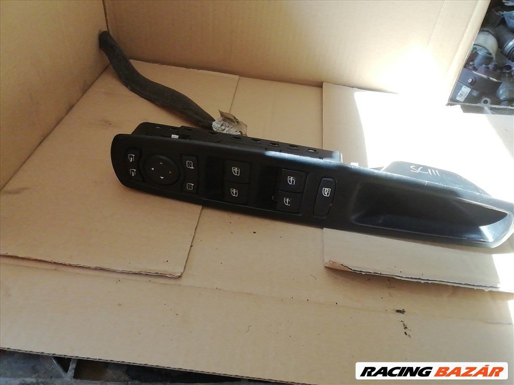 Renault Scénic III Bal ablakemelő kapcsoló  1. kép