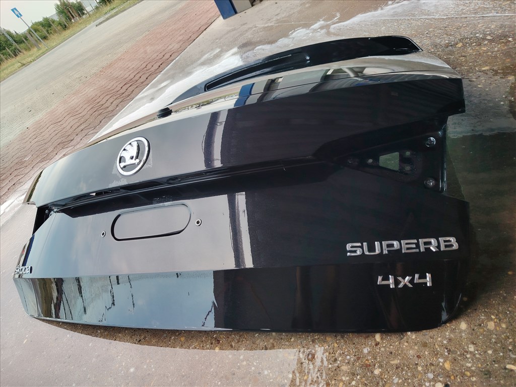Skoda Superb 3V csomagtartó  1. kép