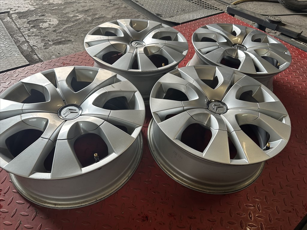  Citroen gyári 6,5x17 ET26 4x108 alufelni garnitúra 1. kép