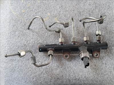Nissan Juke I 1.5 dci K9KA636 rail cső 175213876R 141261093