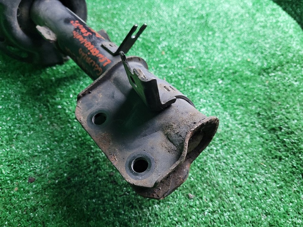 SUZUKI SWIFT IV Jobb első Gólyaláb (Lengécsillapító, Rugó) 4160168L00 4. kép