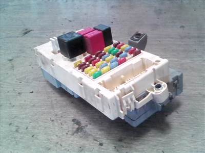 ALFA ROMEO ROMEO GT Biztosítéktábla BCM BSI BSM SAM GEM modul 