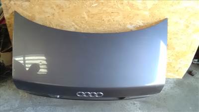 AUDI A8 94.06-02.12 Csomagtérajtó.