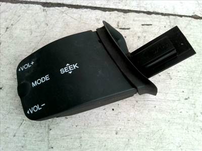 FORD FOCUS 04- Rádió kapcsoló