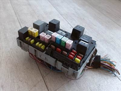 FORD TRANSIT 2006.04.01-2013.12.31 Biztosítéktábla BCM BSI BSM SAM GEM modul 