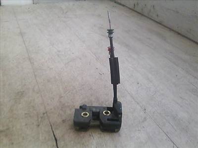 MAZDA 121 96- Csomagtér ajtó zárszerkezet