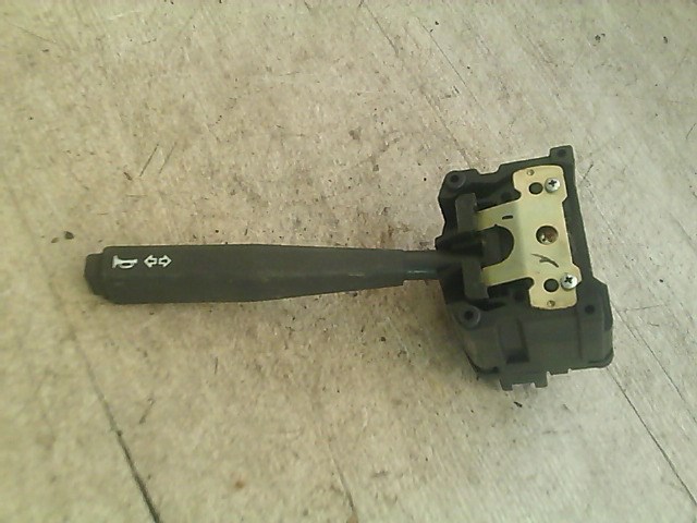 TRABANT 1,1 Kormánykapcsoló bal irányjelző 1. kép