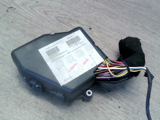 VOLKSWAGEN GOLF IV. Biztosítéktábla BCM BSI BSM SAM GEM modul Utastér 1. kép