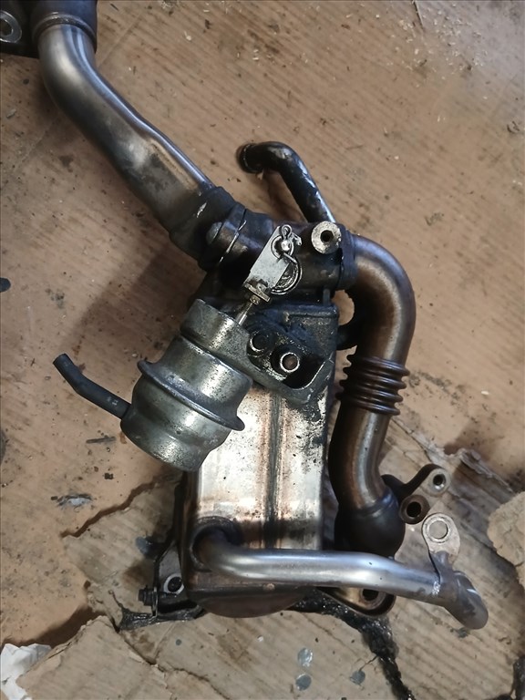 Opel Astra J 2010-2015 1,7 16v Diesel Egr hűtő A17DTR motorkódhoz 98073074 3. kép