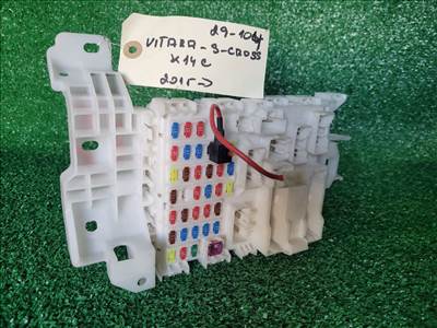 SUZUKI VITARA Biztosítéktábla Utastér AA0A4880