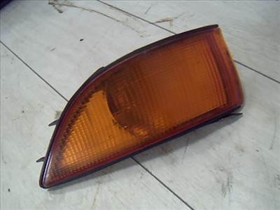 MITSUBISHI LANCER 88-92 Bal első irányjelző