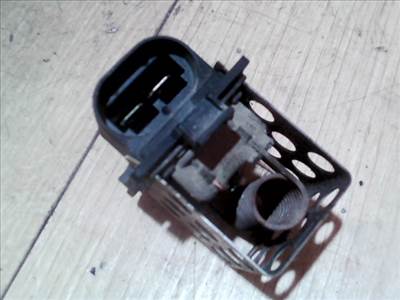 RENAULT CLIO 06-09 Fűtőmotor előtét ellenállás 