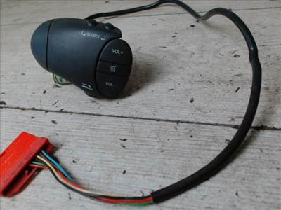 RENAULT THALIA 02.03-08.10 Autórádió kezelőegység