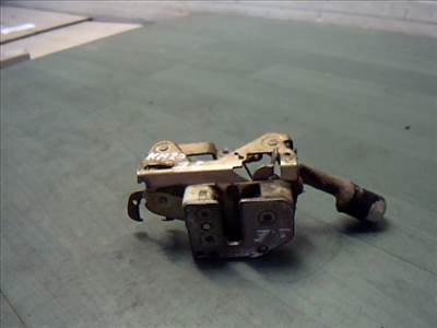 RENAULT TRAFIC -97 Jobb első ajtó zárszerkezet mechanikus