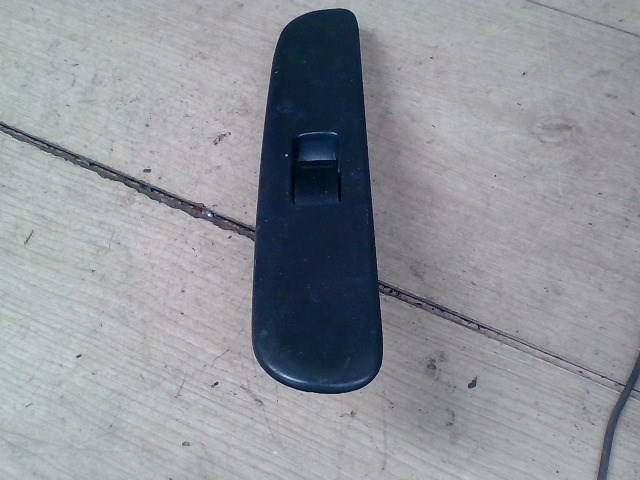 SUZUKI SWIFT 96-05 Bal első ablakemelő kapcsoló 1. kép