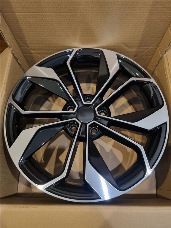  5x114.3 lyukosztású 7,5JJ 18" új alufelni 1. kép