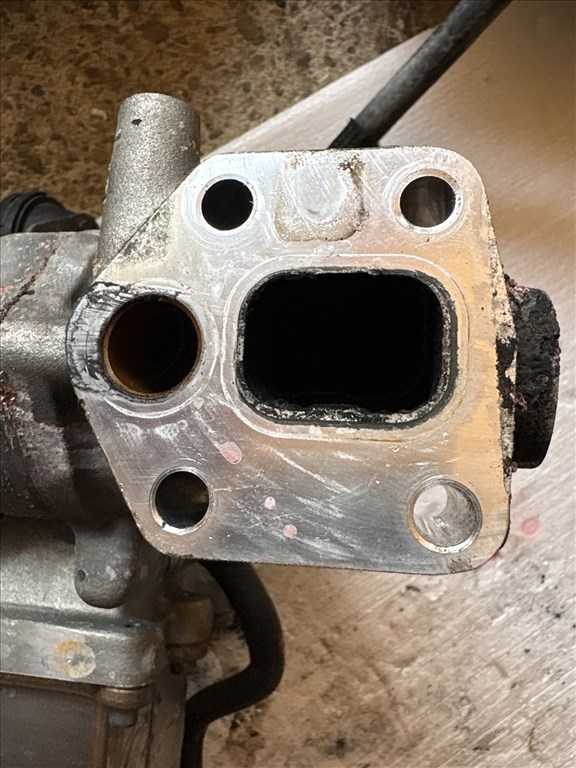 Opel Antara 2006-2015 Z22d1 Egr hűtő   2.2 cdti 25185316 3. kép