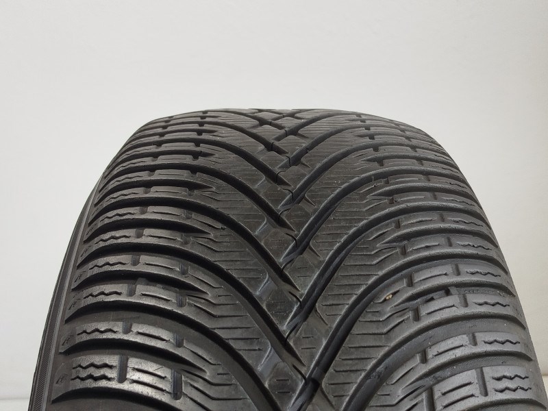 Kleber Krisalp HP3 215/60 R16  1. kép