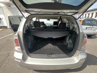 TOYOTA COROLLA Verso (ZER, ZZE, R1) Csomagtérajtó Gumikéder