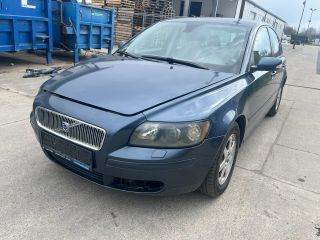 VOLVO S40 II (MS) Bal első Csonkállvány Kerékaggyal