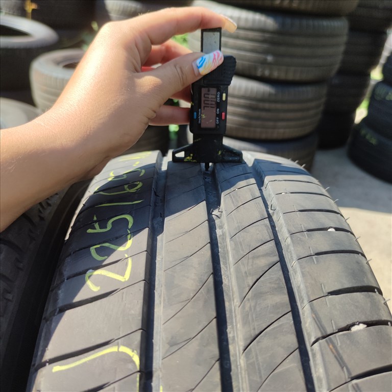  225/65 R16C Michelin nyári gumi 30000ft a 2db/61/ 2. kép