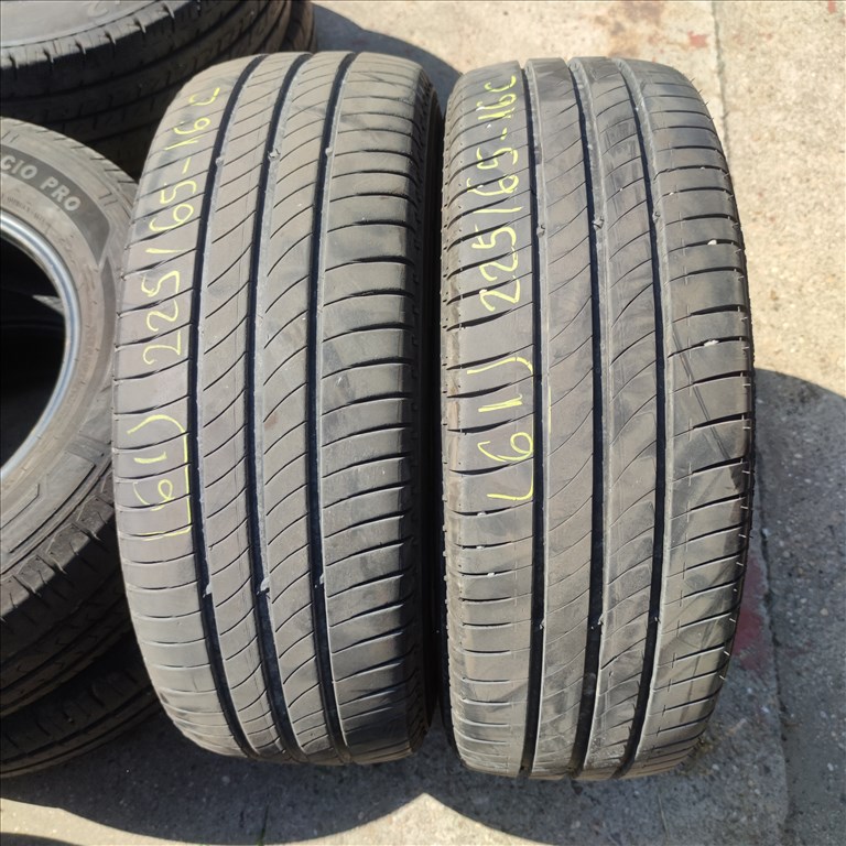  225/65 R16C Michelin nyári gumi 30000ft a 2db/61/ 3. kép