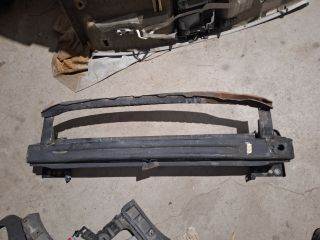 Volkswagen Tiguan I VW TIGUAN Első Lökhárító Merevítő (Fém)