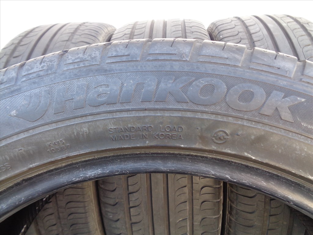 Hankook 235/50R19 nyári gumi garnitúra 5.5mm-es mintával eladó.  6. kép