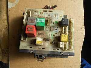 FORD ESCORT 90-95 Biztosítéktábla BCM BSI BSM SAM GEM modul Utastér