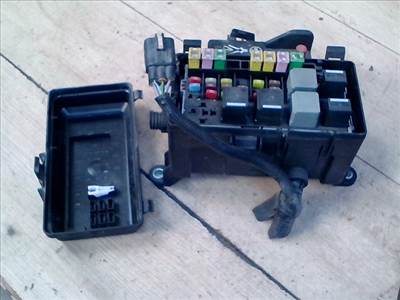 FORD TRANSIT 2006.04.01-2013.12.31 Biztosítéktábla BCM BSI BSM SAM GEM modul Utastér