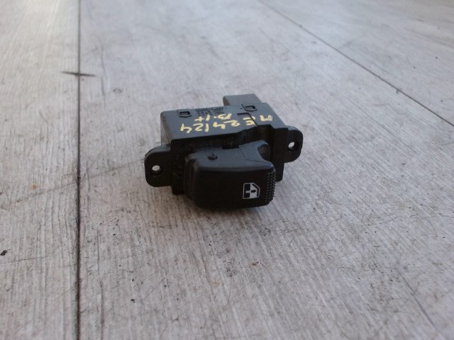 KIA Rio 2005.06 - 2011.08 Bal hátsó ablakemelő kapcsoló 1. kép