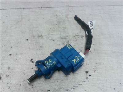 MAZDA 3 03.10-06.06 Féklámpa pedál kapcsoló