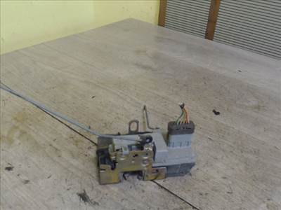 PEUGEOT 206 Jobb első ajtó zárszerkezet központizáras