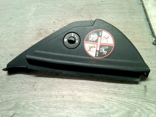 RENAULT MEGANE 02-05 jobb műszerfal oldalkárpit 1. kép