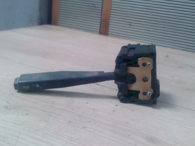 TRABANT 1,1 Kormánykapcsoló bal irányjelző 1. kép