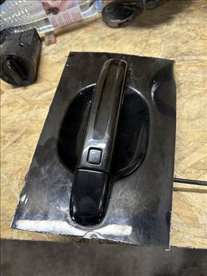 Audi Q7 (4L) kilincs 