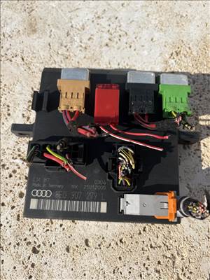 Audi A4 (B6/B7) komfort elektronika  8e0907279l