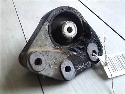 AUDI A8 94.06-02.12 Differenciálmű tartóbak