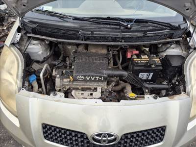Toyota Yaris (XP90) 1.3 VVT-i BENZIN motor  2szd64kw