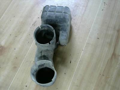 MITSUBISHI L200 01-07 Szívás zaj csökkentő