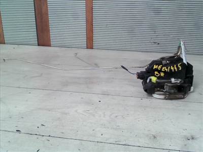 MITSUBISHI LANCER 04.06.01-07.05.30 Bal hátsó ajtó zárszerkezet központi záras