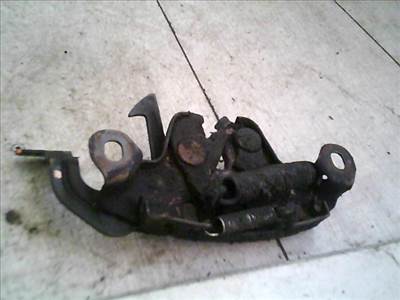 NISSAN Pickup 1997.01-2000 Motorháztető zár