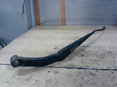 SUBARU Legacy  2009-2014 BM/BR Ablaktörlő kar jobb első