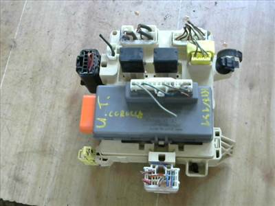 TOYOTA COROLLA 99.10-02.01 Biztosítéktábla BCM BSI BSM SAM GEM modul Utastér