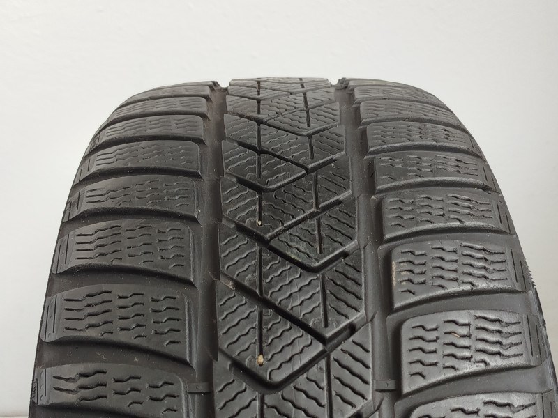Pirelli Sottozero 3 225/45 R17  1. kép