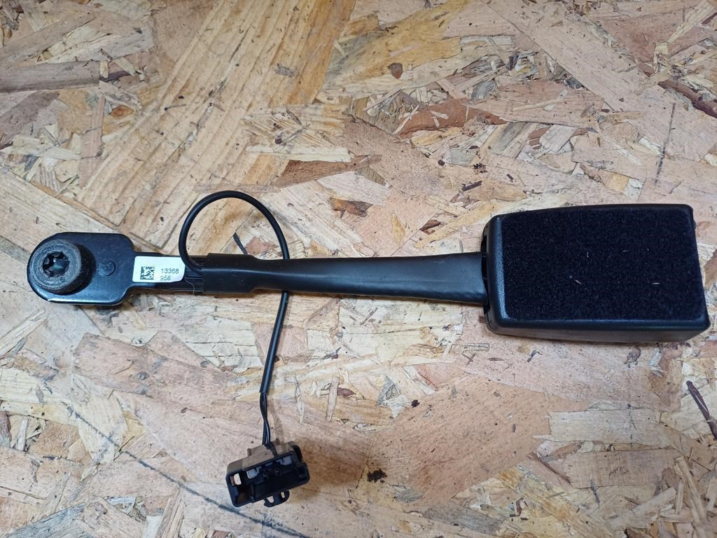 Opel Astra J (2009-2015) Bal Első Ülés Biztonsági Öv Csat  3. kép