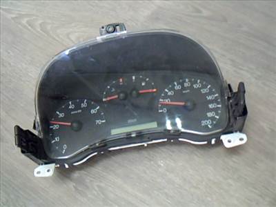 FIAT PUNTO II. Kilométeróra