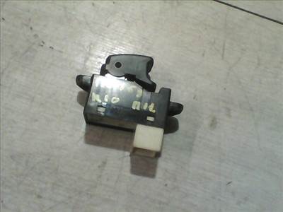 KIA RIO 2000.04-2005.06 Bal hátsó ablakemelő kapcsoló